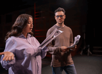 Школа актерского мастерства: путь к сцене и самопознанию